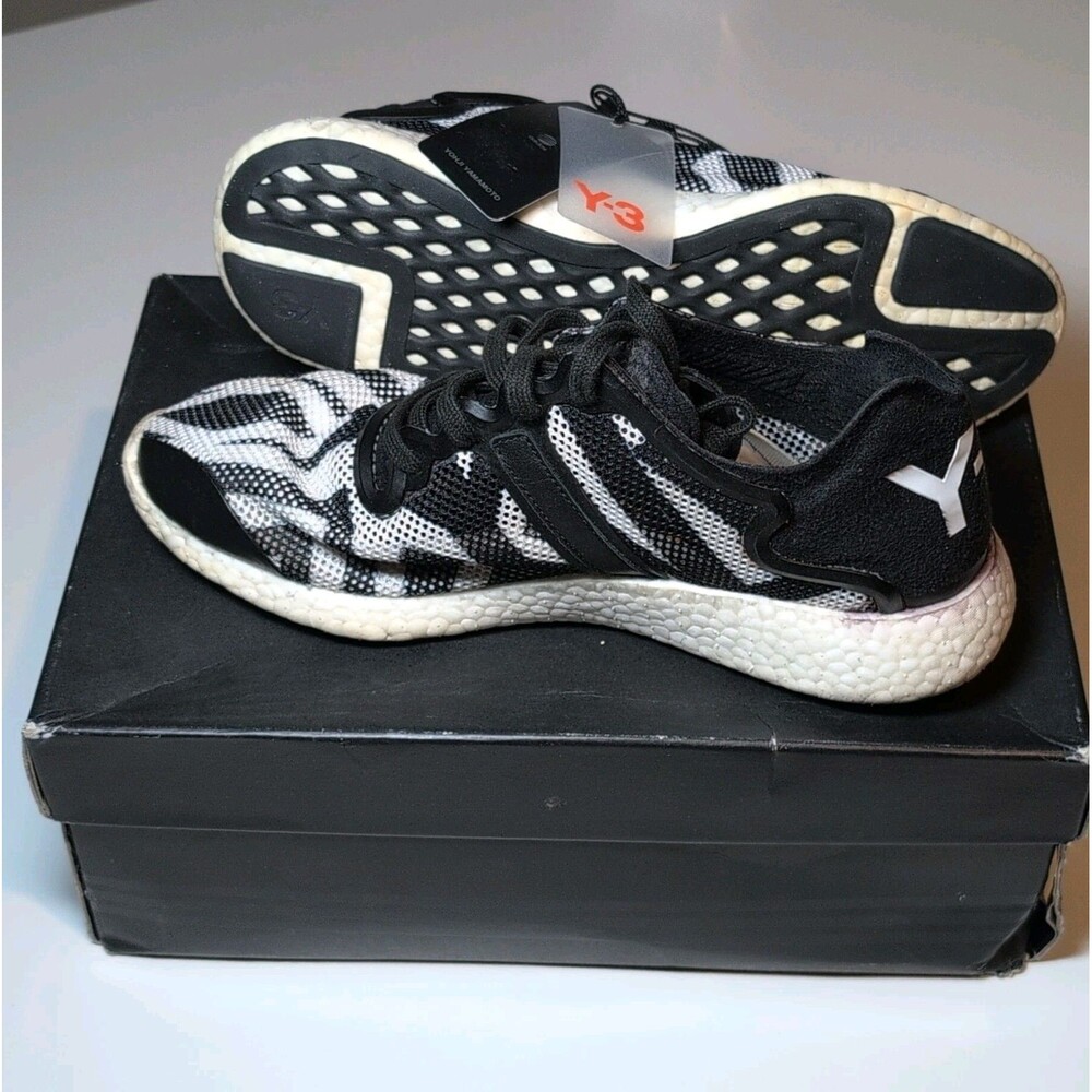 Y-3 Yohji Boost Black White Athletic Sneakers M21796 Men's 7.5 Wmn 8.5
